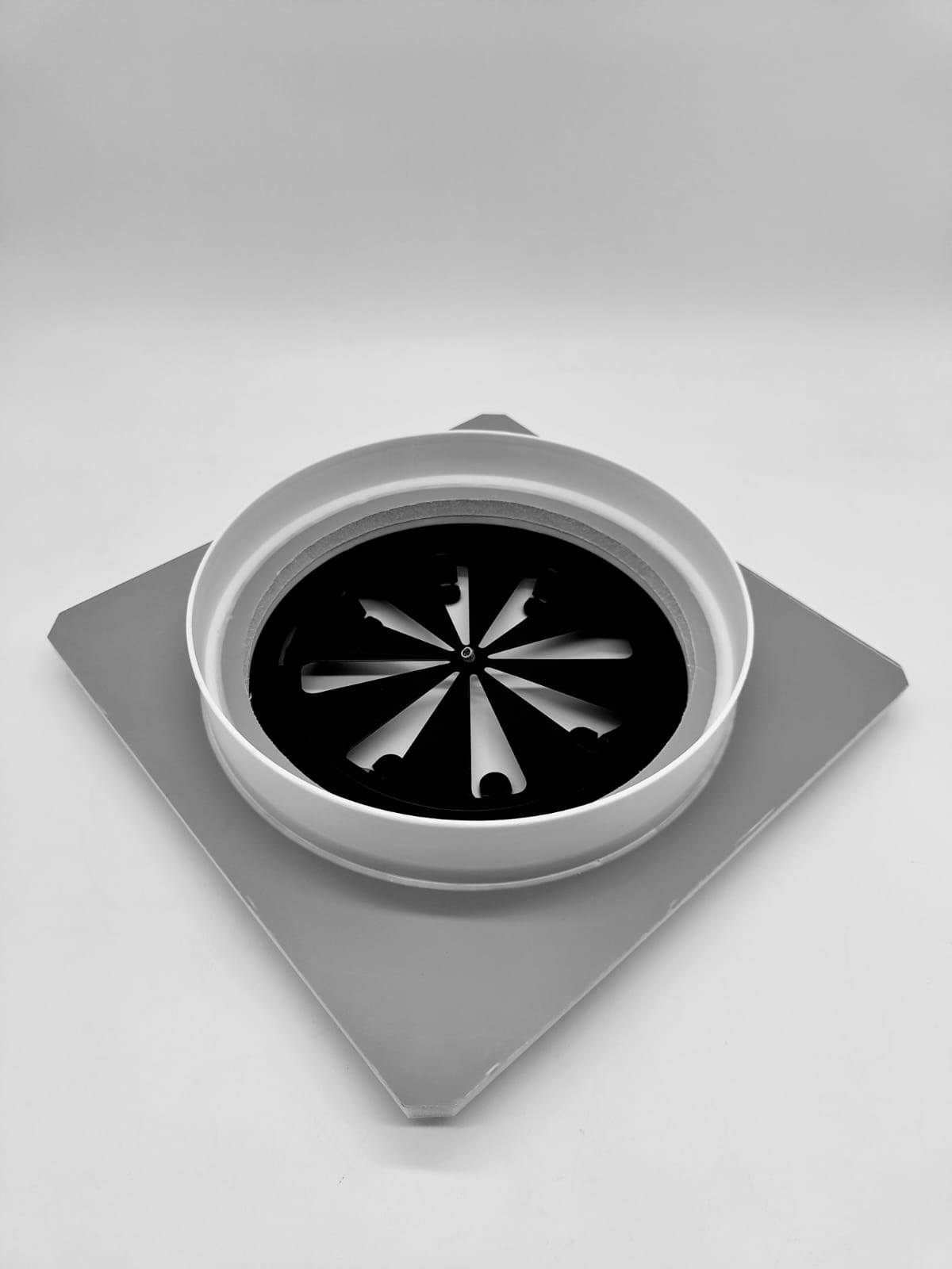 Теневой магнитный диффузор для потолков из гипсокартона 150 мм